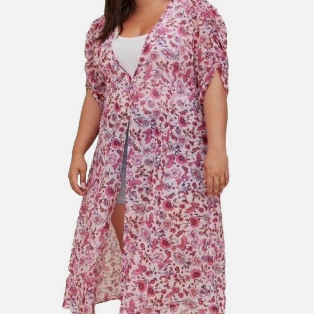 NWT Torrid Floral Pink Kimono Cardigan